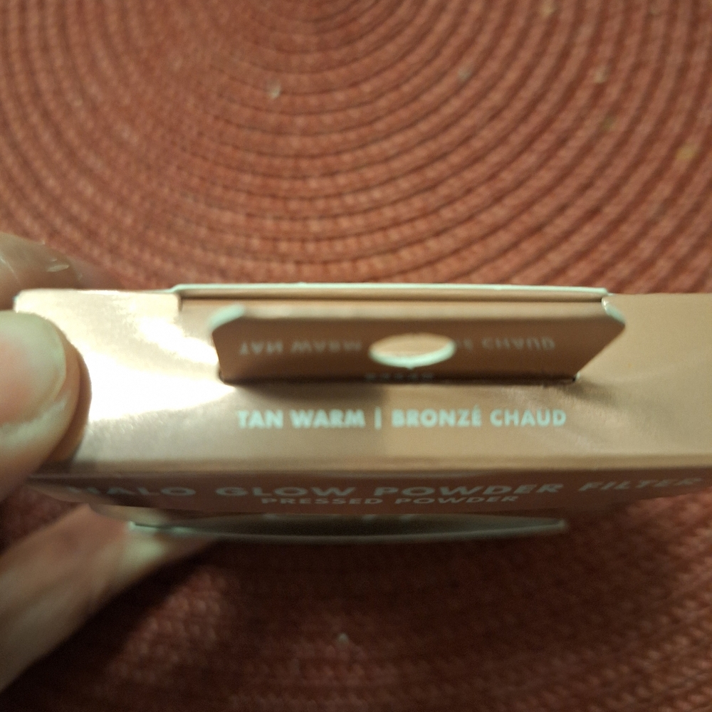 E.l.f Halo Glow Powder Filter - Tan Warm Bronze Chard - Picture 4 of 4